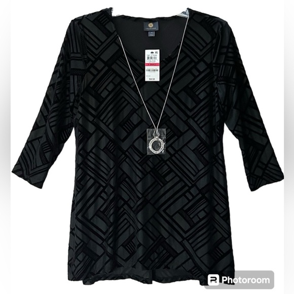 JM Collection Tops - NWT JM Collection Velvet Flocked Jacquard Top Blouse Black Necklace Size XS